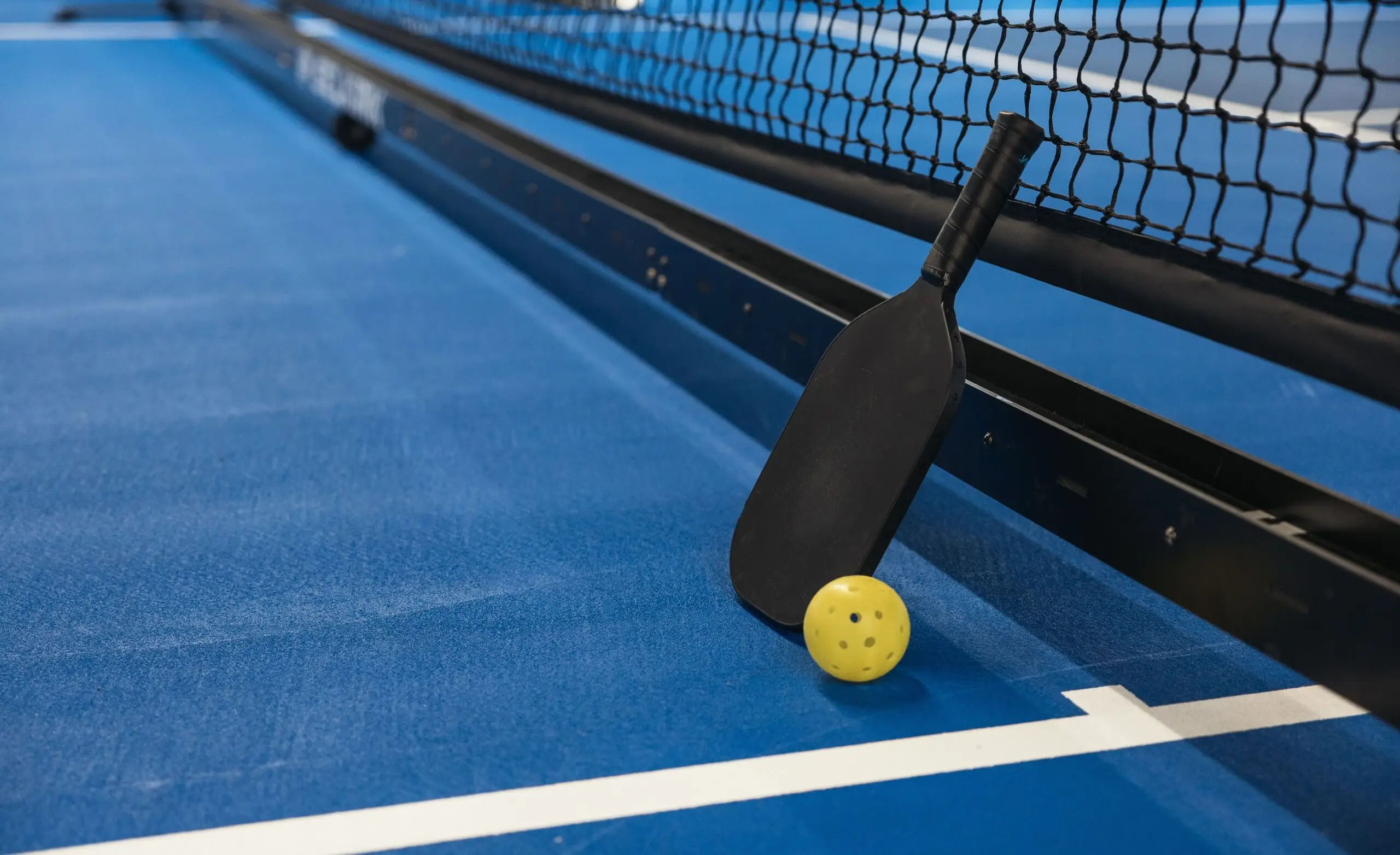 Cận cảnh vợt Adidas Adipower Pro CJ Klinger Edition