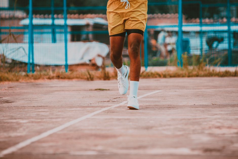 Giày Tennis và Giày Pickleball - Phân tích cấu trúc đôi chân