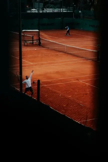 So sánh Pickleball và Tennis - Trận đấu Tennis căng thẳng